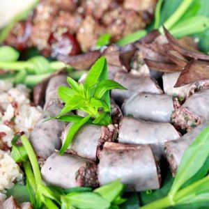 Dồi lòng lợn mán